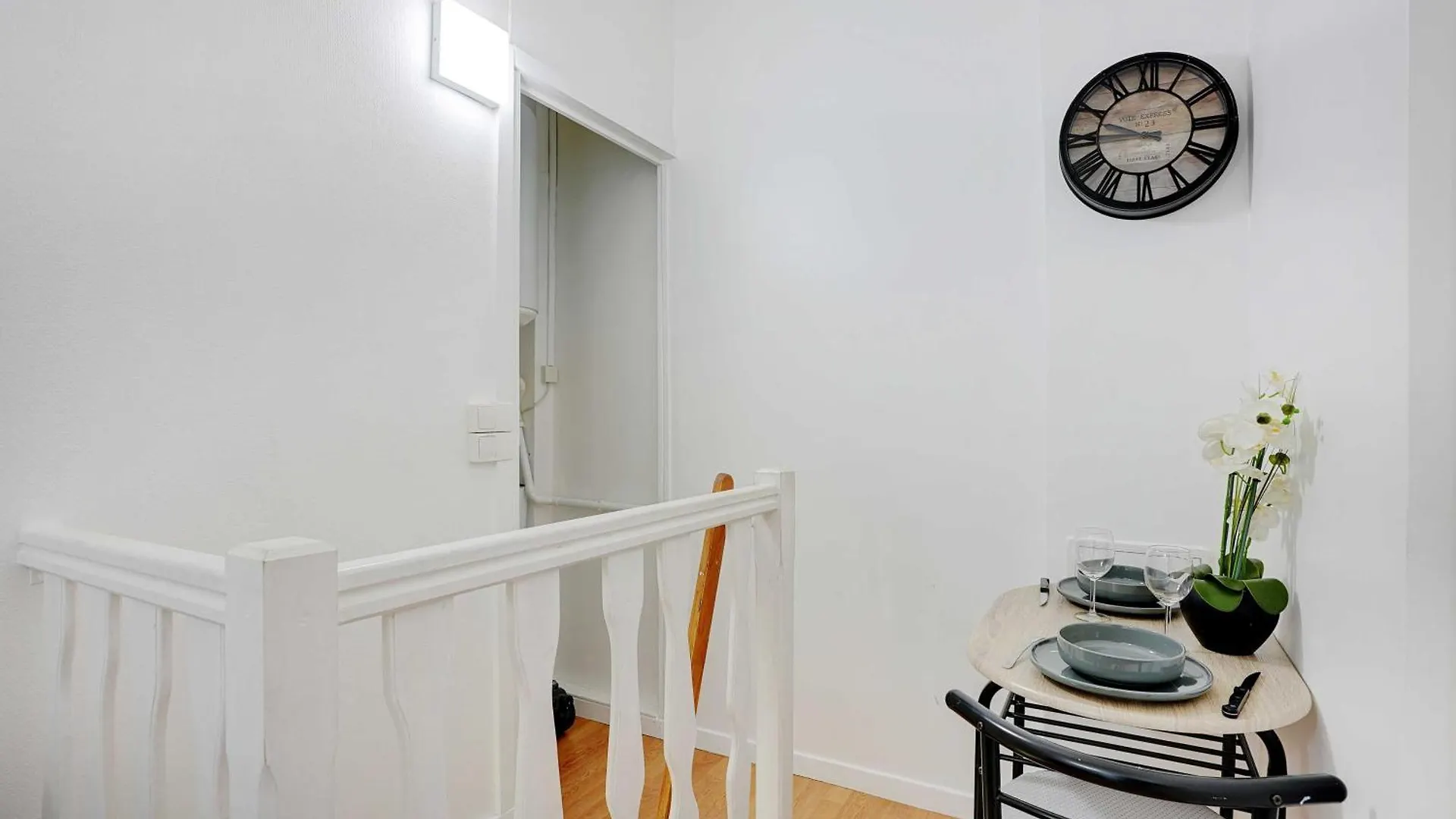 Souplex L 20 Minutes By Metro From Opera Garnier Apartment Paris