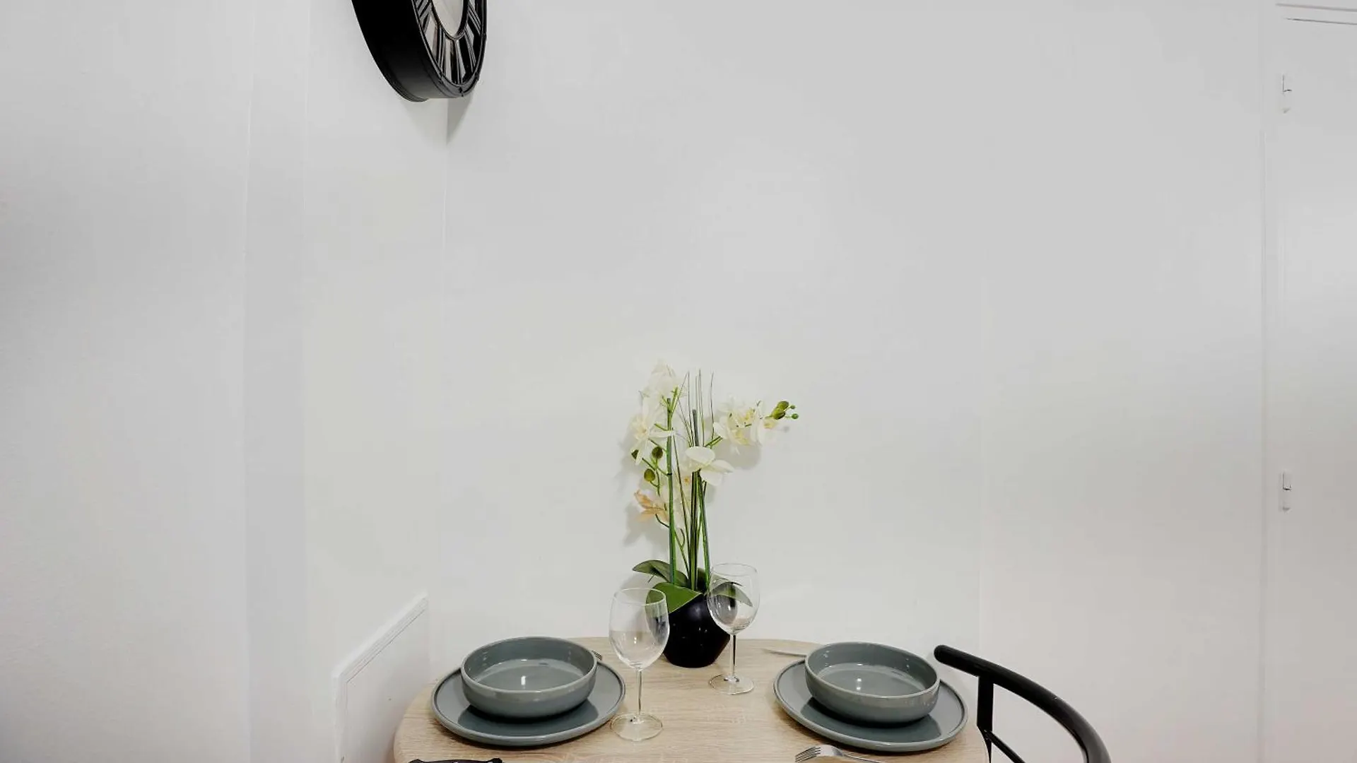 Souplex L 20 Minutes By Metro From Opera Garnier Apartment Paris